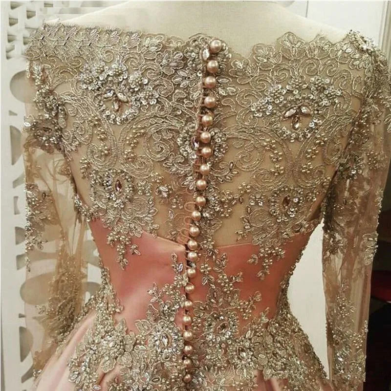 ブラッシュローズゴールドのロングスリーブイブニングドレス、女 - Women Formal Wear Dubai のレビューと価格