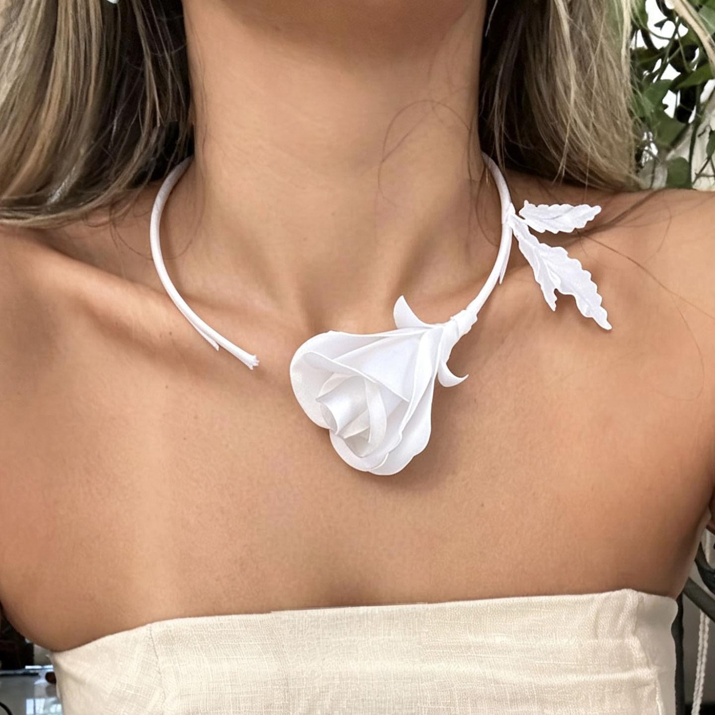ファッションジュエリー手作り白黒ローズフラワーネックレス女性 - Women'S Formal Wear Accessories のレビューと価格