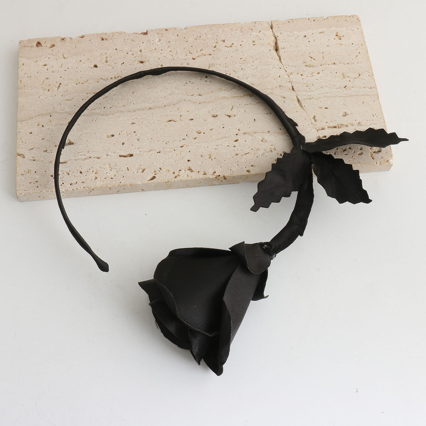 ファッションジュエリー手作り白黒ローズフラワーネックレス女性 - Women'S Formal Wear Accessories のレビューと価格