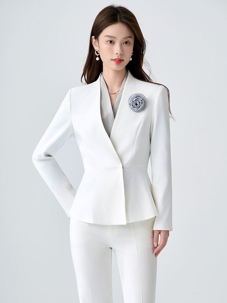 女性向け高級プロ仕様フォーマルスーツ（ホテルマネージャー、美 - Women Formal Wear Store のレビューと価格