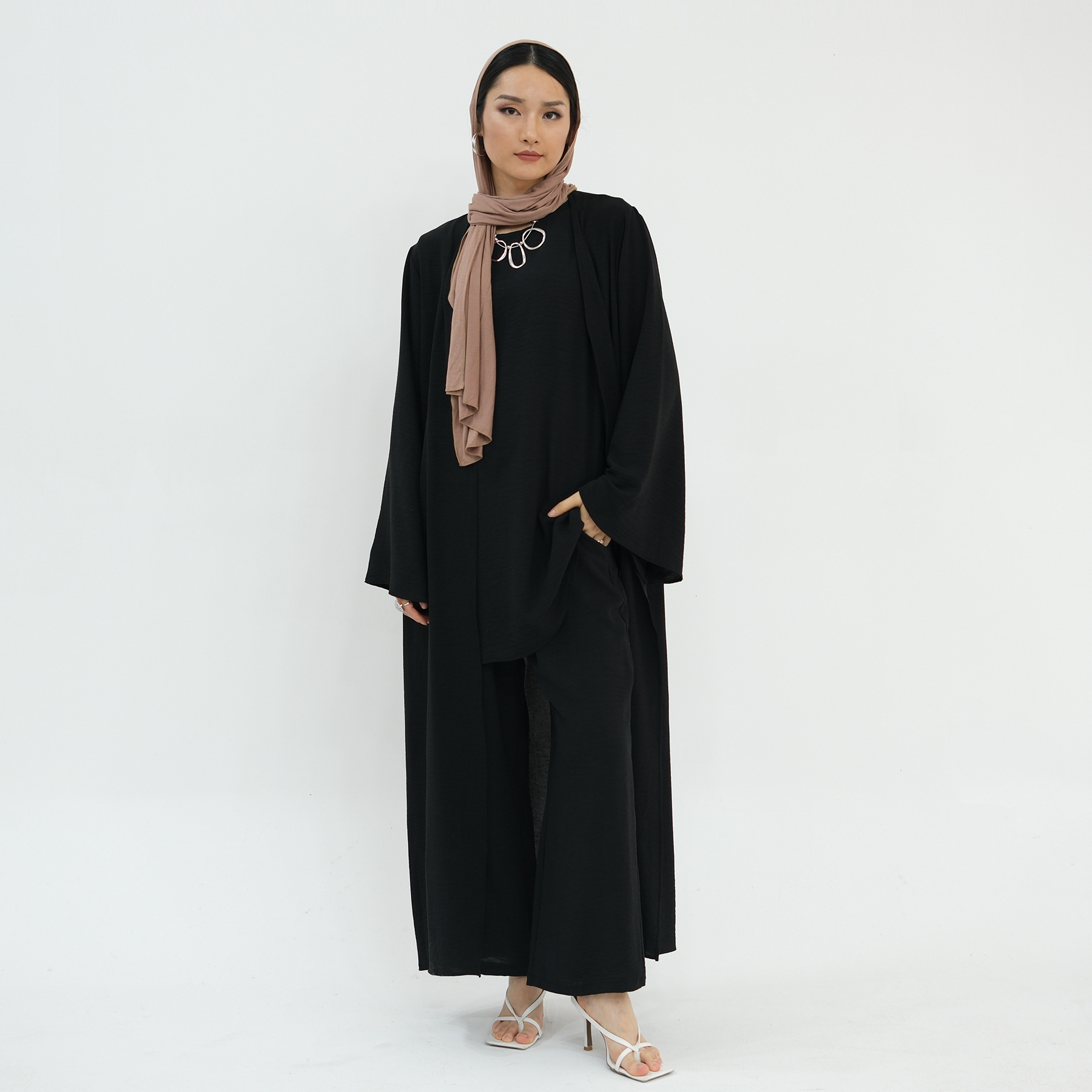 本格的なセットアップ現代風モノクロカラーセットプレミアム仕立 - Monochrome Suit Set のレビューと価格