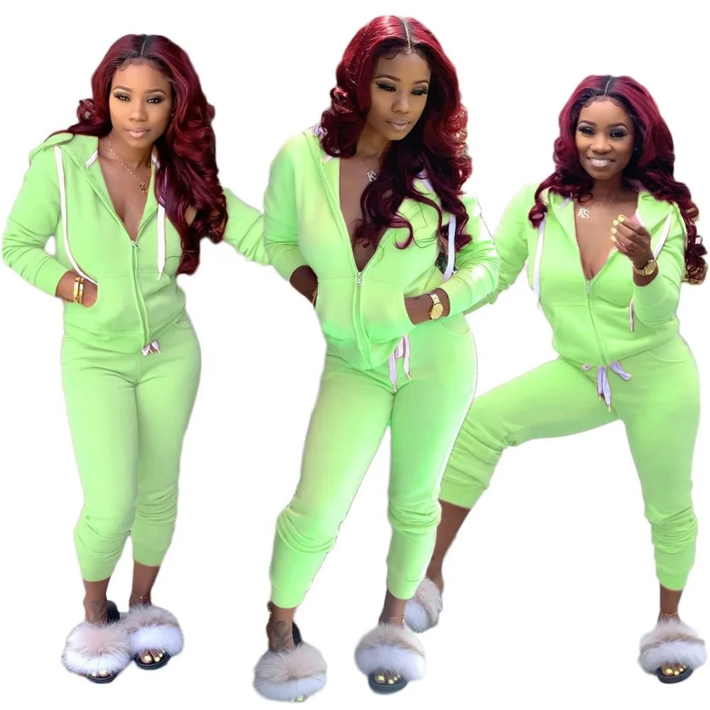 女性のためのモノクロフリーススポーツスーツ、ツーピースセット - Monochrome Suit Set のレビューと価格