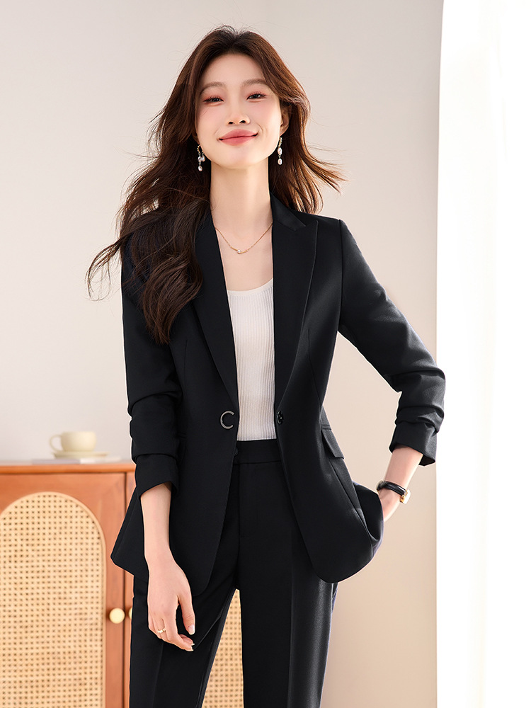 レディーススーツセット：女神のような気品漂うプロフェッショナ - Women Formal Wear Store のレビューと価格